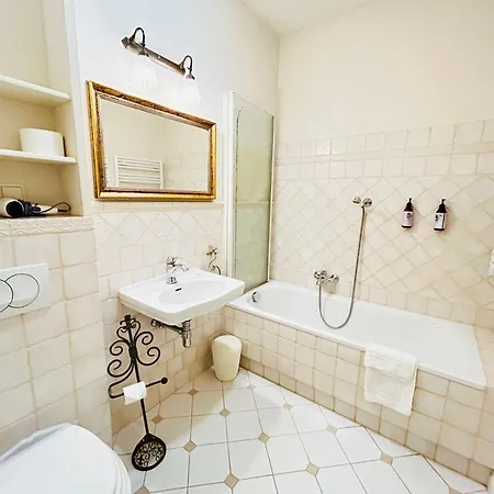 Hotel apartamentowy Pałac Zdunowo Załuski