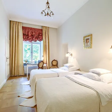 Palac Zdunowo Apart-hotel