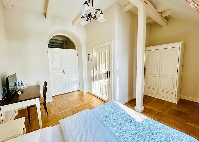 Pałac Zdunowo Hotel apartamentowy Załuski