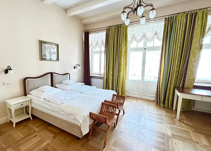Palac Zdunowo Aparthotel 4*