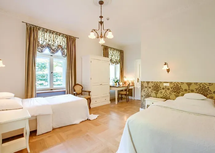 Hotel apartamentowy Pałac Zdunowo 4*